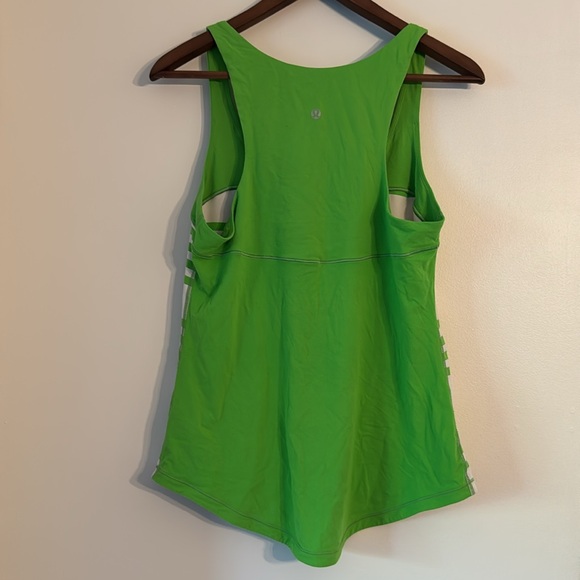 Lululemon Vintage Run First Base Tank Rule - Picture 2 of 4